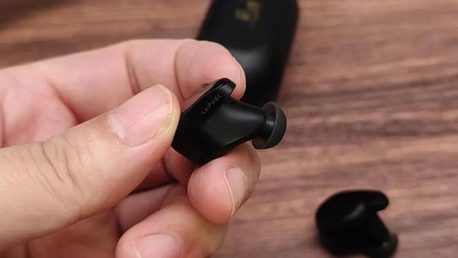 私密时光：降噪耳机的真正救星尊龙凯时APP喧嚣都市中的(图10)