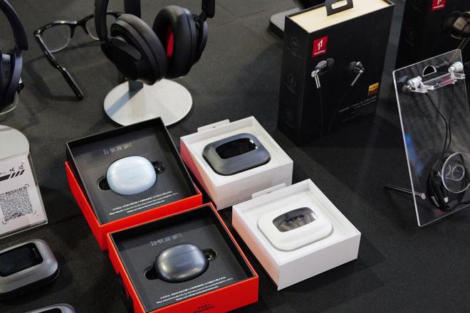S 2025：展示众多形态的耳机新品尊龙凯时APP1MORE万魔参展CE(图3)